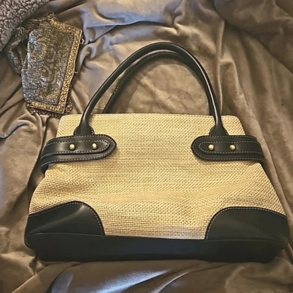 $799 RETAIL designer new vintage handbag - Picture 6 of 9